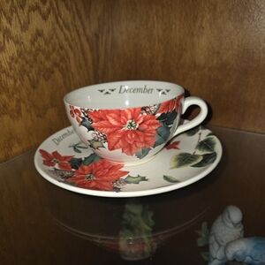 Spode Cup Of The Month Poinsettia Teacup and Saucer